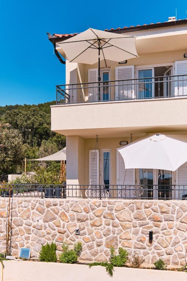 Meacres Sea Villa Miholascica