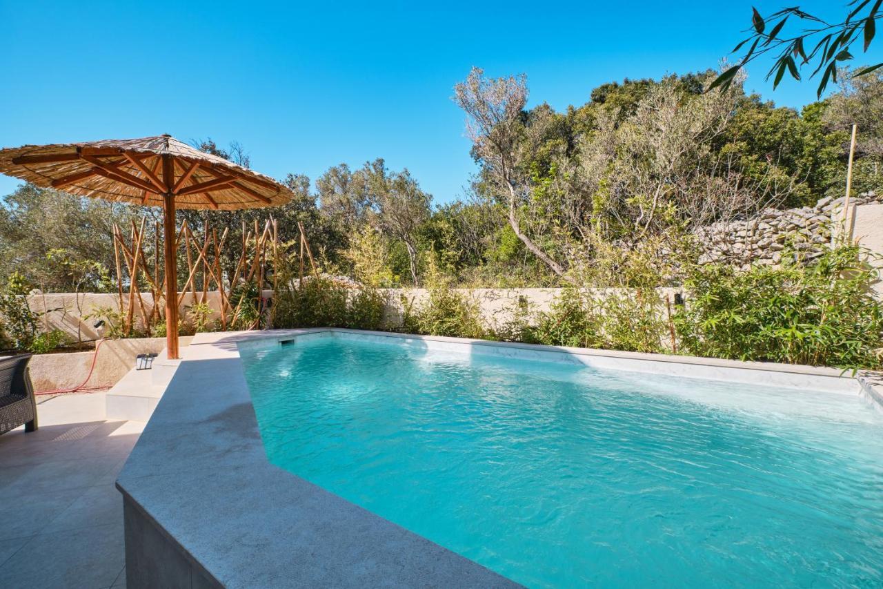 Meacres Sea Villa *